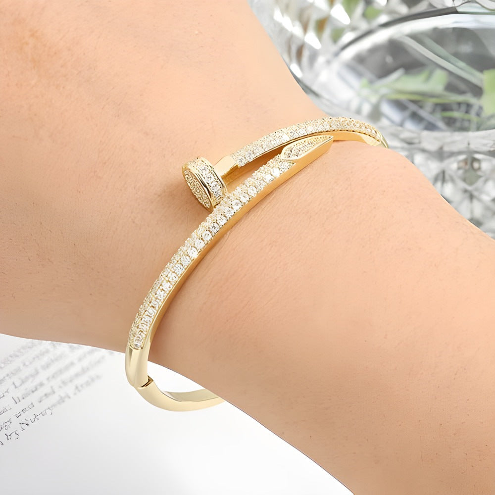 Nail Sparkle Bracelet