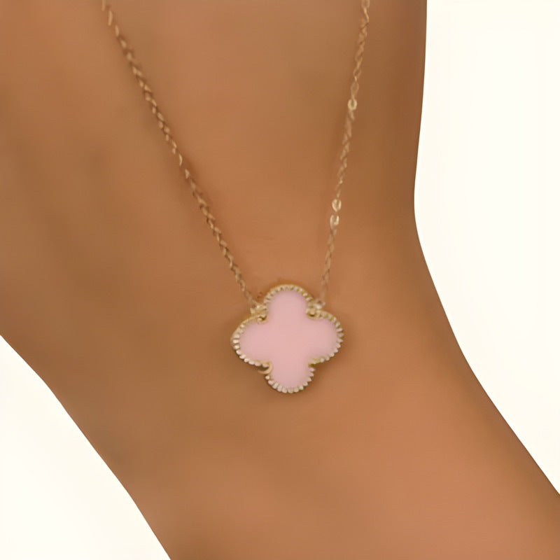 Clover Pendant Necklace