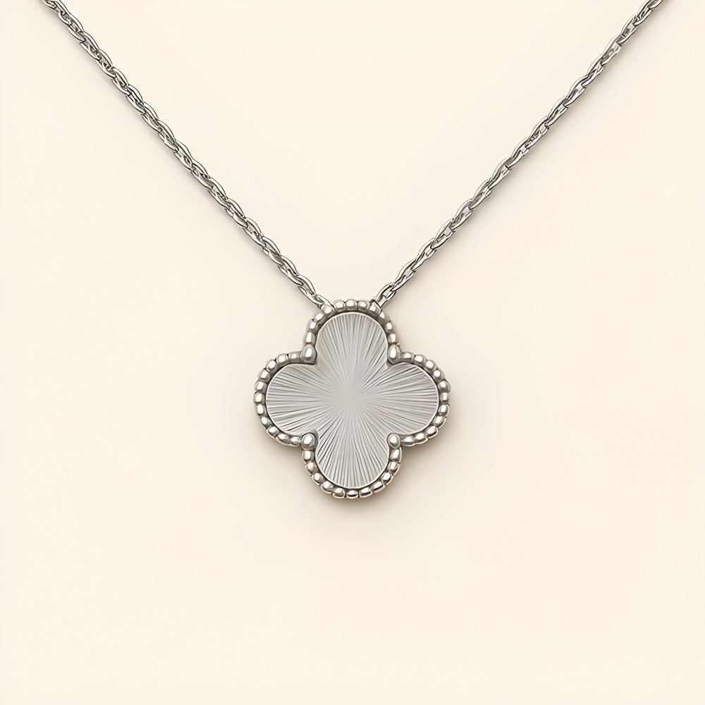 Clover Pendant Necklace