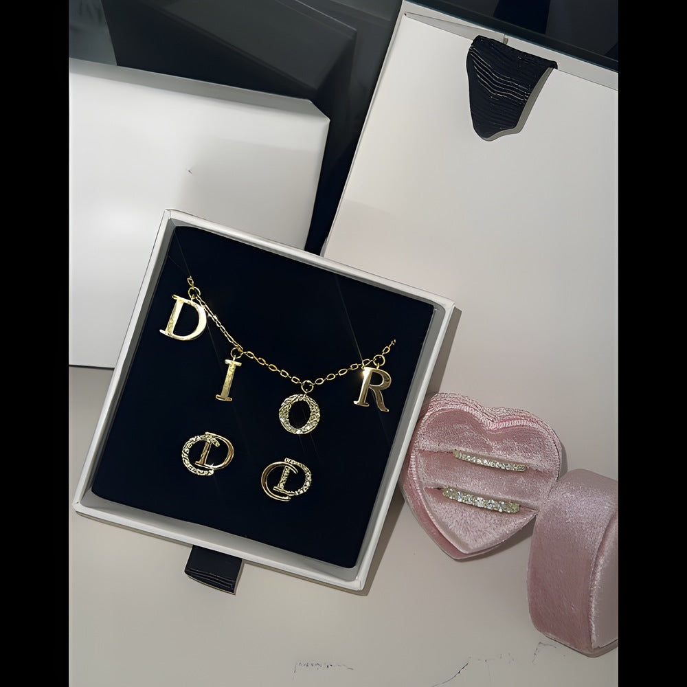 Camille Necklace