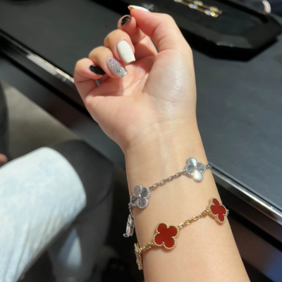 Clover Silver Set